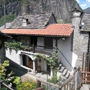 Casa Anna - Das Romantische Rustico Avegno Exterior photo