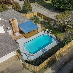 The Prestige Poolside Escape - 5Br With Cinema & Gaming DeSoto Exterior photo