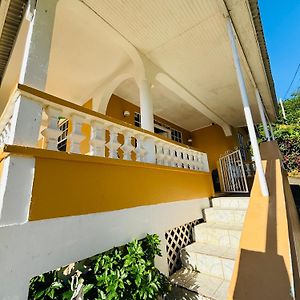 Tranquil Inn Pont Cassé Exterior photo