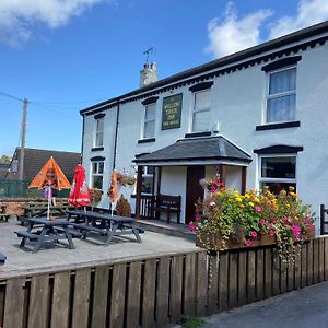 The Willow Tree Inn Pilsley (North East Derbyshire) Exterior photo