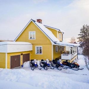 Gemuetliches Ferienhaus In Der Wildnis Lapplands Blattniksele Exterior photo