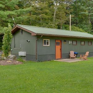 Pet-Friendly Hillsgrove Cabin With Community Perks! Exterior photo