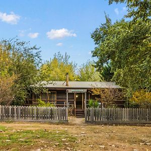 Stayau Cedar Lodge 3Br Quaint Countryside Cottage Badger Creek Exterior photo