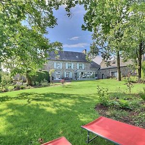 Le Jardin De Quercus Bazouges-la-Pérouse Exterior photo