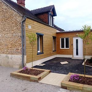 Maison De Campagne Avec Cour Sées Exterior photo