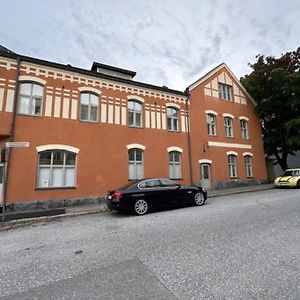 City Apartment Private Entrance Jakobstad Exterior photo