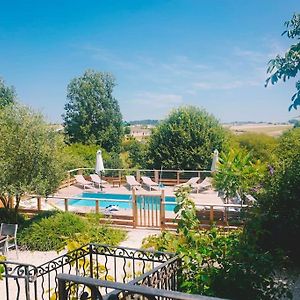 Gite Chez Grigri Pour Max 11 Pers Avec Piscine Chauffee Et Jardin Villebois-Lavalette Exterior photo