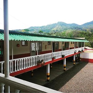 Hotel El Cristal Muzo Exterior photo