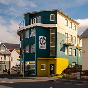 Westman Islands Inn Vestmannaeyjar Exterior photo