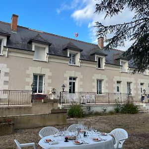 Aux Chambres Des Dames Chisseaux Exterior photo