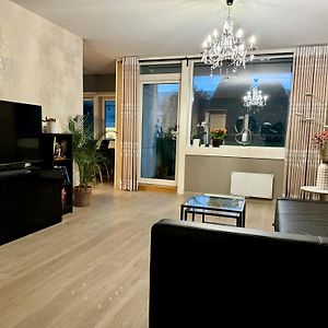 Modern Central 90 Sqm Apartment Free Parking Trondheim Exterior photo