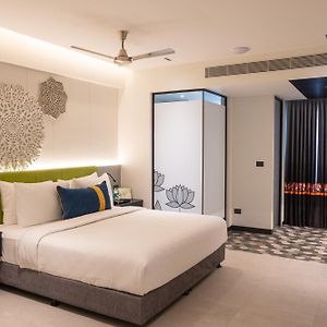 Zibe Luxe Kakinada By Grt Hotels Kākināda Exterior photo