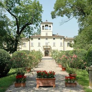 Casa Nella Campagna Parmigiana. Ponte Taro Exterior photo