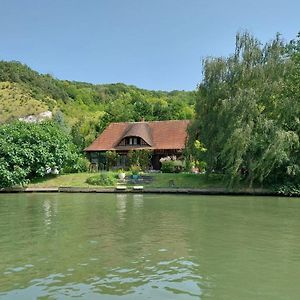 Maison Au Bord De La Seine Vatteville Exterior photo