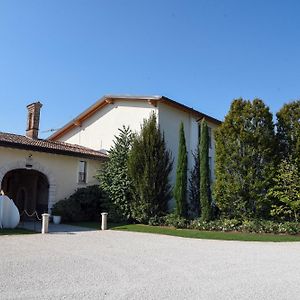 Tenuta Acquaviva Travagliato Exterior photo