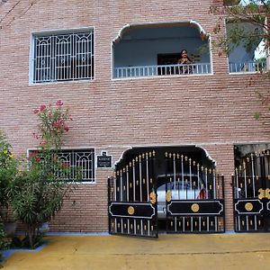 Kumarasamy House Tiruchengodu Exterior photo