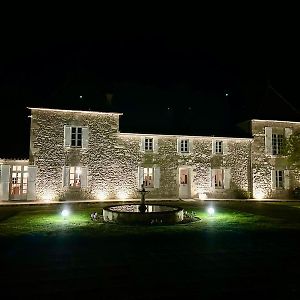 Chateau De Lafont Suites Saint-Vivien (Dordogne) Exterior photo