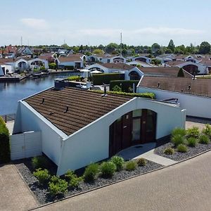 Aquaronde 93 Comfortable Holiday Residence Lemmer Exterior photo