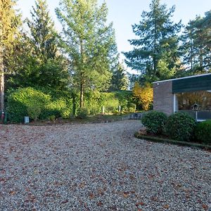 Nice Bungalow With Washing Machine At A Holiday Park In A Natural Area Mook Exterior photo