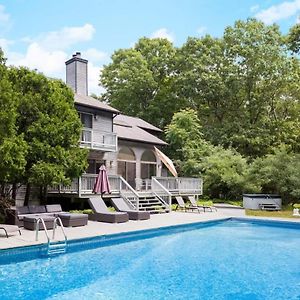 Entertainment Galore, Meadowood Manor By Rovetravel Sag Harbor Exterior photo