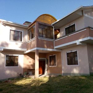 Villa Bella " Leo " Copacabana (Lake Titicaca) Exterior photo