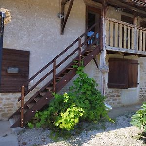 Chambres D'Hotes Aux Petits Belezins Saint-Amour (Jura) Exterior photo