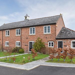 Apple Tree Barn- Uk40791 Church Minshull Exterior photo