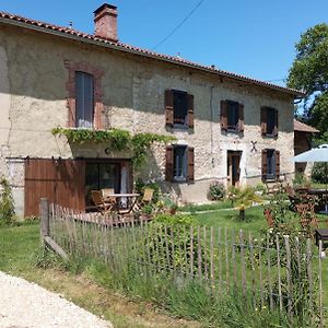 Ferme De Coumodous Montmaurin Exterior photo