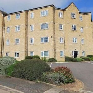 Calderview Mirfield Exterior photo