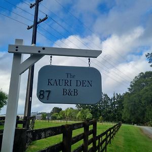 Kauri Den Bed And Breakfast Exterior photo