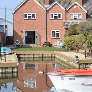 Herons Quay Wroxham Exterior photo