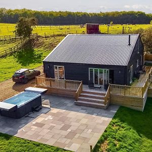 Deerson Barn Wingham Exterior photo