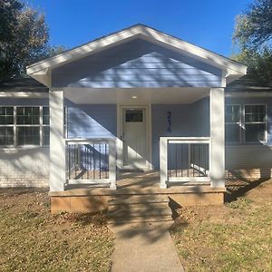 The Blue House Oasis Wanette Exterior photo