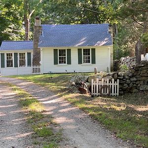 Honey Rock Farm East Greenwich Exterior photo