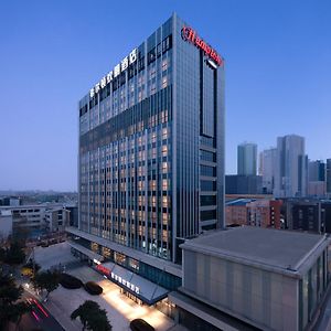 Hilton By Hampton Chengdu North Railway Station Exterior photo