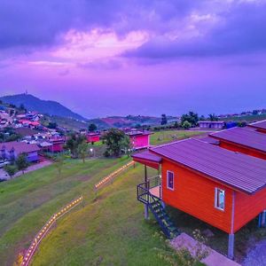 Rai Saeng Tawan At Phu Thap Buek Lom Kao Exterior photo