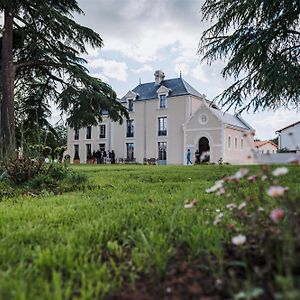 Domaine De L'Ecorcerie Poitiers Exterior photo