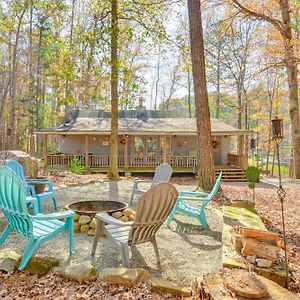 Secluded Hamilton Cabin Retreat With Private Lake! Exterior photo