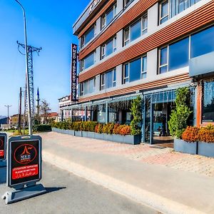 Med Airport Hotel Arnavutkoy Exterior photo