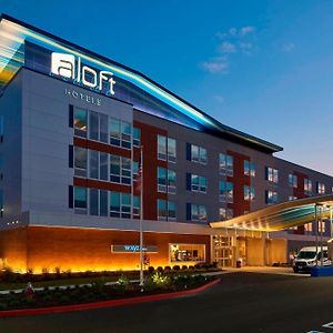 Aloft Cleveland Airport North Olmsted Exterior photo