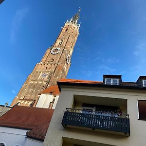 Stadthaus Mitten In Der Altstadt Landshut Exterior photo