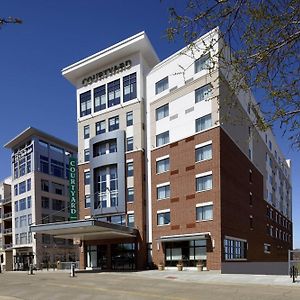 Courtyard By Marriott Akron Downtown Exterior photo