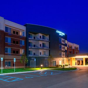 Courtyard By Marriott Detroit Farmington Farmington Hills Exterior photo