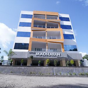 Hotel Madhavan Inn Wai Exterior photo