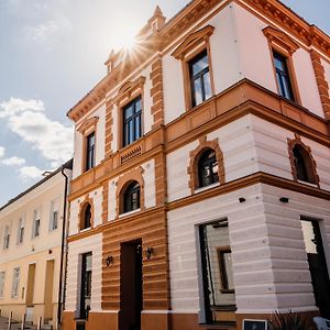 Grand Central Ljutomer Exterior photo