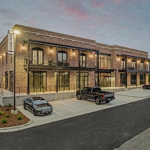 The Flying Fifty Hotel Cullman Exterior photo