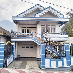 Homestay Wonotoro Asri Gunung Bromo Ngadisari Exterior photo