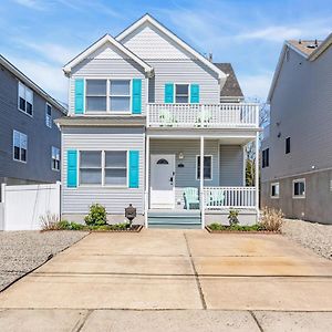 Bayshore Bungalow - Your Perfect Beachside Escape With Stunning Coastal Views Keansburg Exterior photo