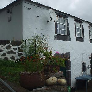 Adega Do Batista Calheta (Azores) Room photo