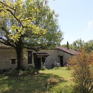 Gite L'Odonata Valeilles Room photo